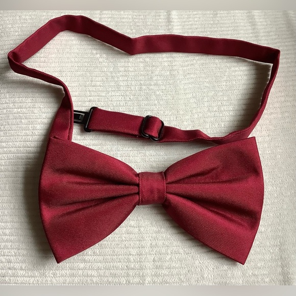 Azazie Burgundy Matte Satin Bow Tie - Picture 3 of 4